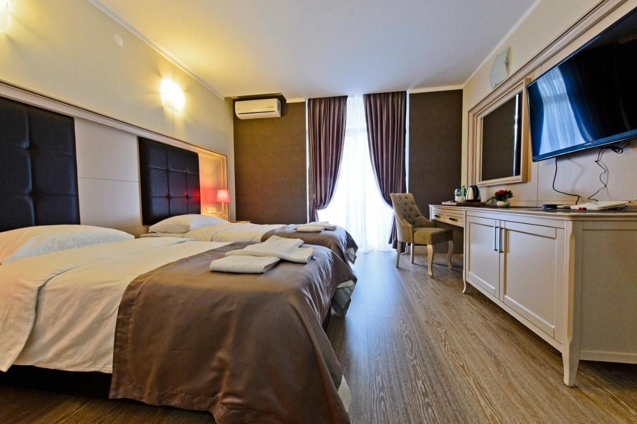 Hotel 19 Batumi Zewnętrze zdjęcie